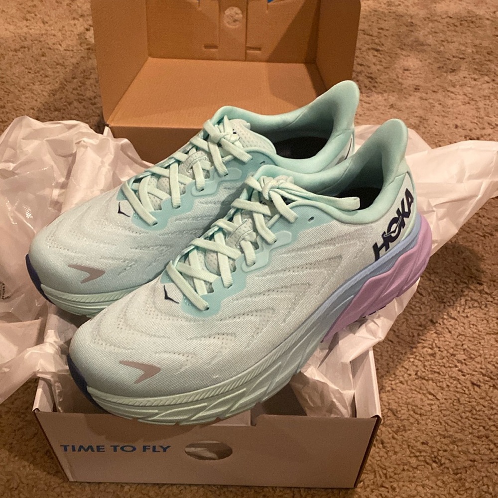 Brand new Hoka